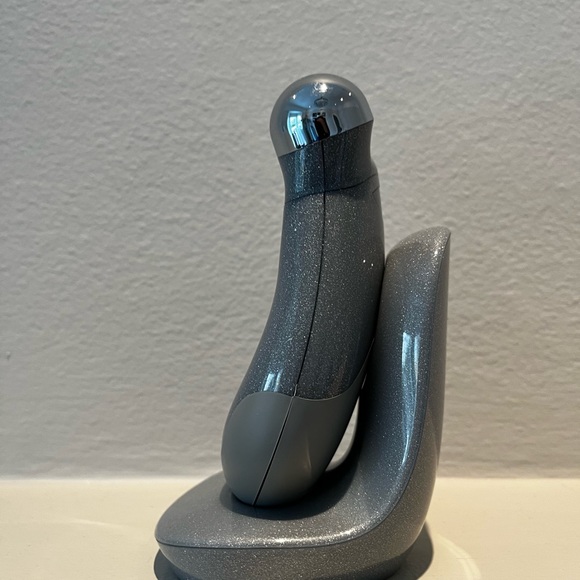 NuFace Trinity - USED (2023) - Picture 5 of 13